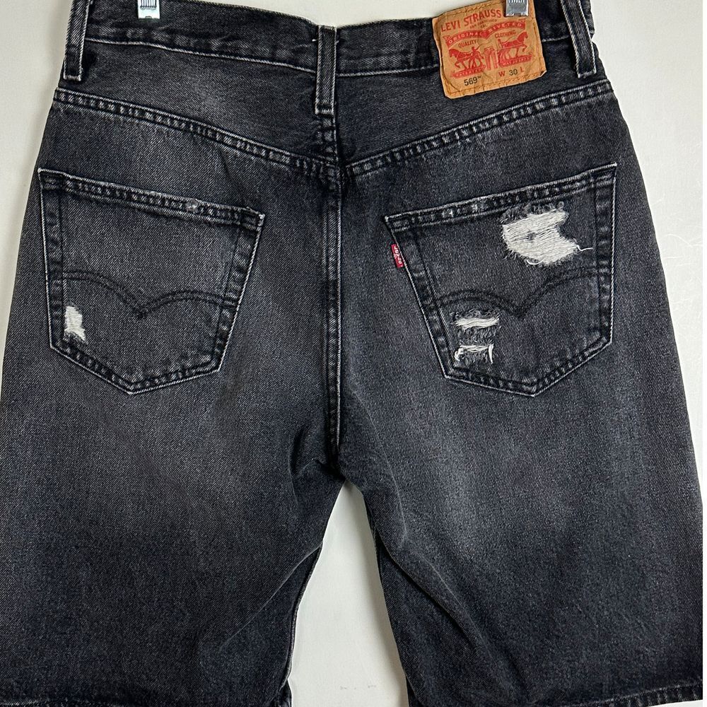 Levi Strauss & Co. Women's Jeans Shorts W30 - Picture 2 of 11